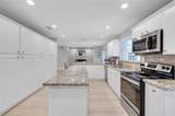 7711 Coquina Dr - Photo 9