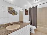 7659 Stonecreek Cir - Photo 29