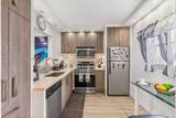 2850 Somerset Dr - Photo 3