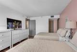 2555 Collins Ave - Photo 18