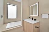 918 17th Ave - Photo 40