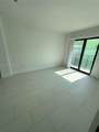 536 7th St - Photo 2