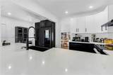 2533 Johnson St - Photo 8