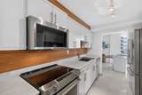 2401 Collins Ave - Photo 17