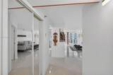 2401 Collins Ave - Photo 3