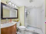 9820 Hollybrook Lake Dr - Photo 17