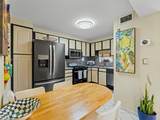 9820 Hollybrook Lake Dr - Photo 4