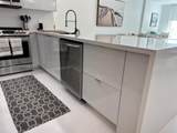 5401 Collins Ave - Photo 26