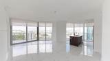 488 18th St - Photo 1