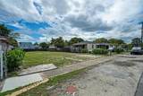3056 13th St - Photo 2