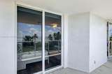 2401 Collins Ave - Photo 33