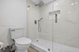 2401 Collins Ave - Photo 38