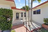 8927 Carlyle Ave - Photo 2