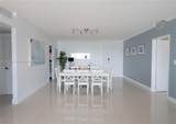 5601 Collins Ave - Photo 24