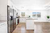17 Lyndhurst - Photo 2