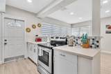 10004 Bay Harbor Dr - Photo 11
