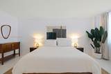 2301 Collins Ave - Photo 5