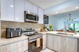 302 Lakeview Dr - Photo 8