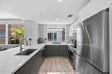 700 14th Ave - Photo 17
