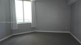 325 Biscayne Blvd - Photo 5
