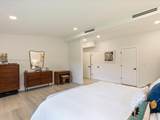 1945 Alamanda Dr - Photo 19