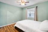 2831 Somerset Dr - Photo 11