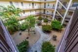 2831 Somerset Dr - Photo 19
