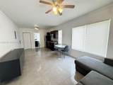 1631 3 St - Photo 4