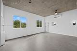 315 32 ST - Photo 2