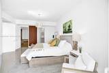15901 Collins Ave - Photo 24