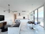 700 26th Ter - Photo 2