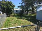 1580 32nd Ave - Photo 4