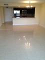 2500 Parkview Dr - Photo 2