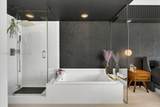 650 32nd St - Photo 28