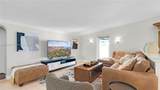 623 17th Way - Photo 8