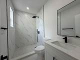 2425 6th St - Photo 10