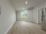 2425 6th St - Photo 2