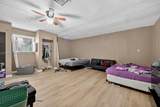 570 N Hart Blvd - Photo 20