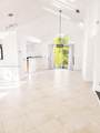 569 Spinnaker - Photo 10