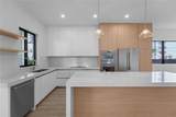 2735 23rd Ter - Photo 11