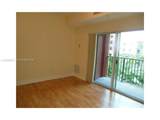 6001 70th St - Photo 4