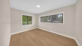 900 Superior St - Photo 14