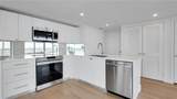 555 34th St - Photo 16