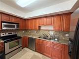 101 Sidonia Ave - Photo 4