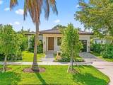 1910 33rd Ave - Photo 2
