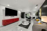 285 45th St - Photo 3