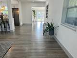 1029 1st Ave - Photo 3