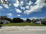 1624 60th St - Photo 3