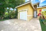 8908 40th St - Photo 2