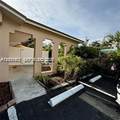 590 20th St - Photo 1
